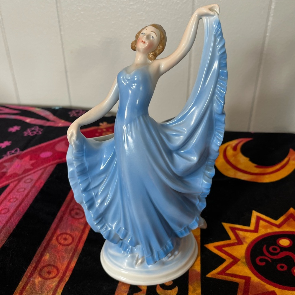 Vintage Germany Porcelain Blue Dancing Lady Woman Vase Planter - Picture 1 of 10